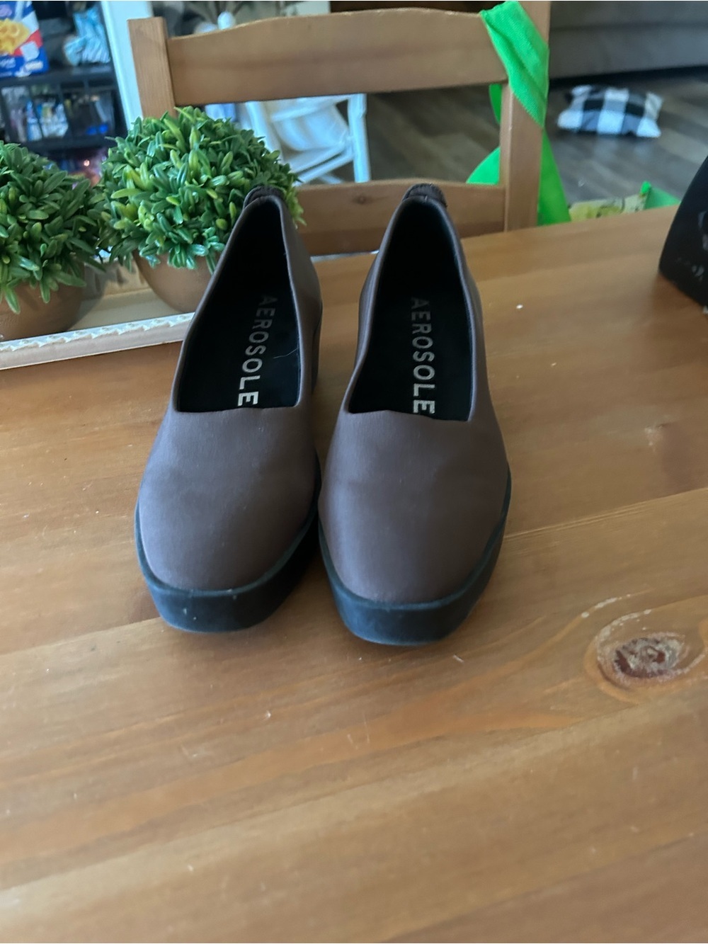 Aerosoles Brown Textile Platform Wedge
Pumps Womens Size 6